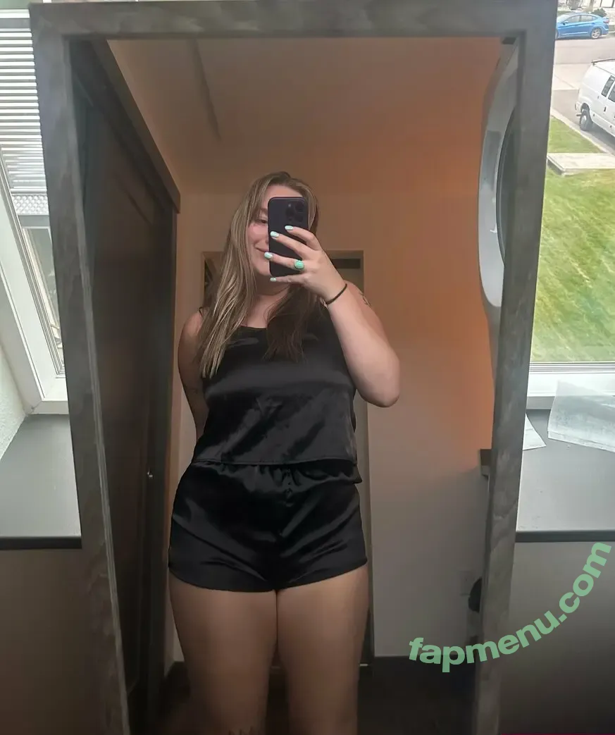 Planetmarimari nude photo #0122 (marisplanett)