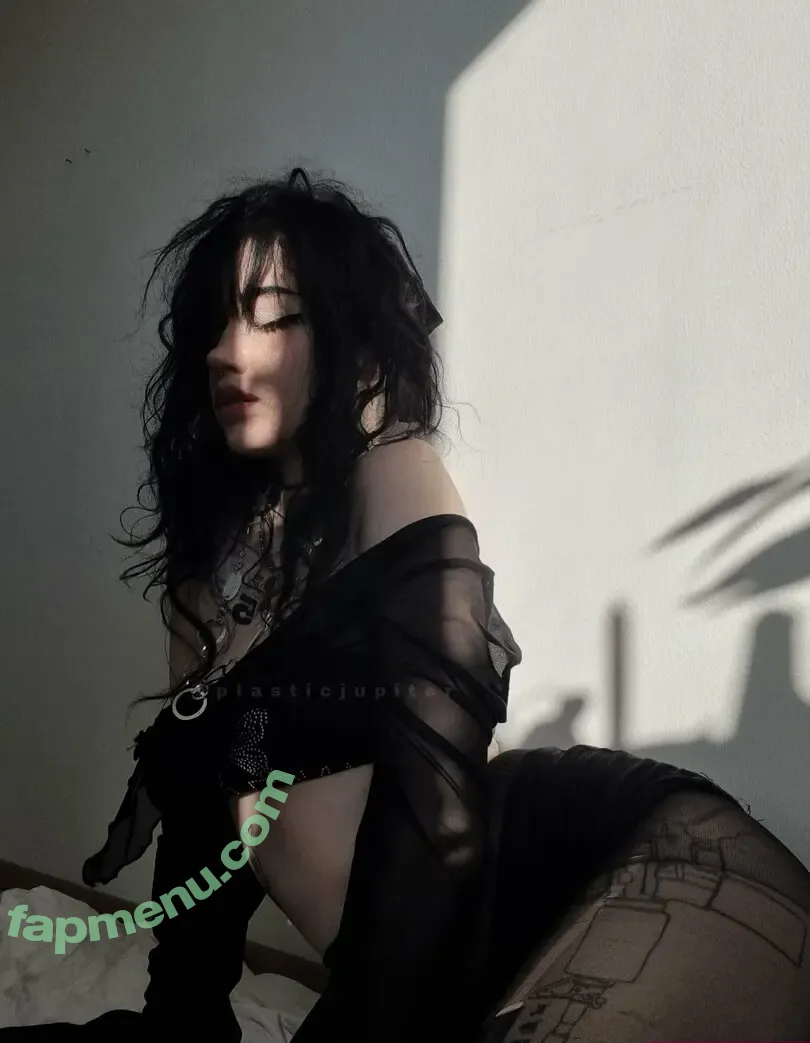 Plasticjupiter nude photo #0050 (arlenv1 / plasticneptune / victoria)