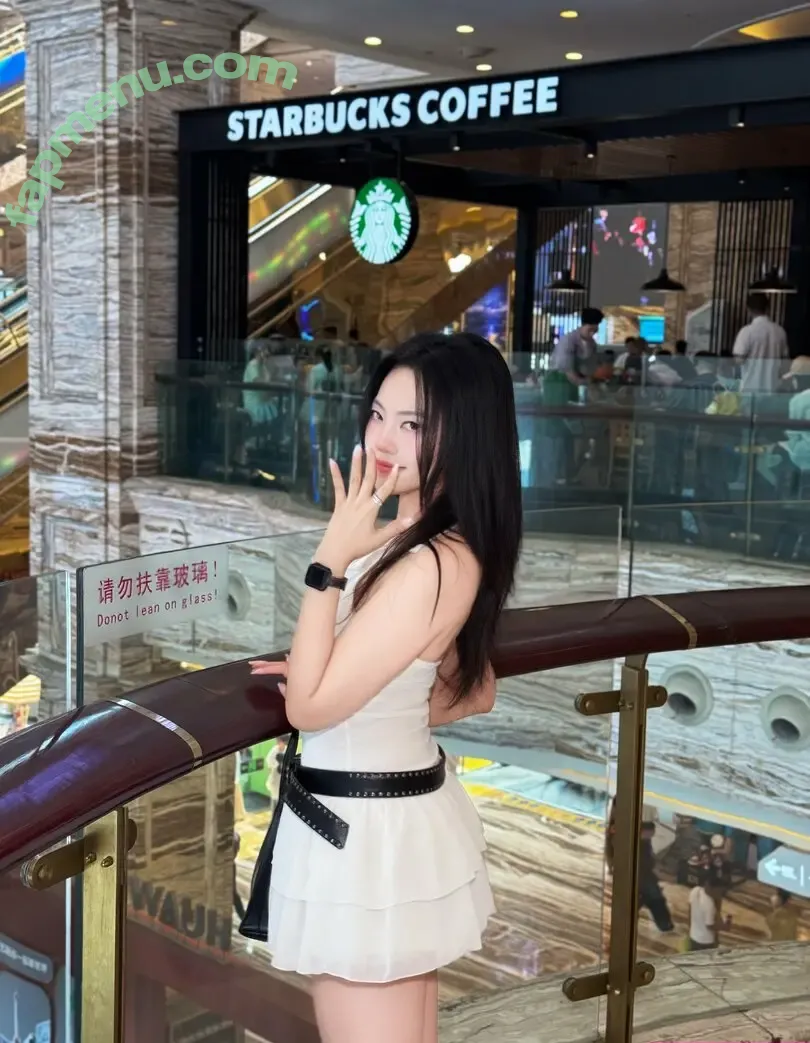 Plumy_ nude photo #0218 (plumy_s2)