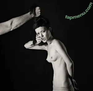 Polina Knyazeva / polushatolstusha nude photo #0642