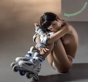 Polina Knyazeva / polushatolstusha nude photo #0789