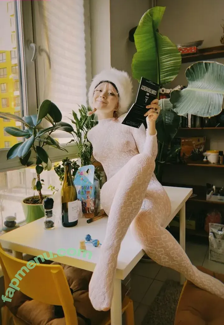 Polina Knyazeva nude photo #0777 (polushatolstusha)