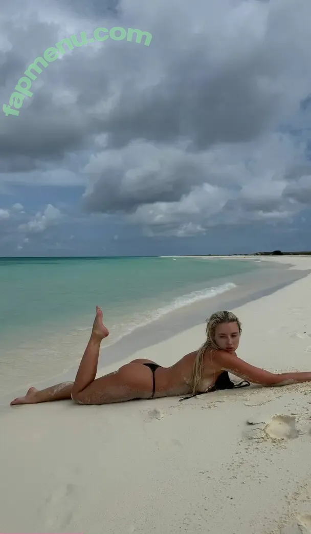Polina Malinovskaya nude photo #1630 (polinamalinovskaya)