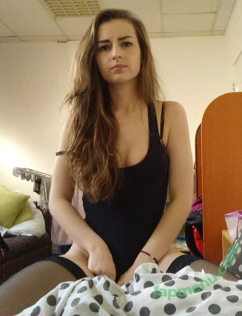 Polish Laura nude photo #0068 (laura.polish / laura_orsolya)