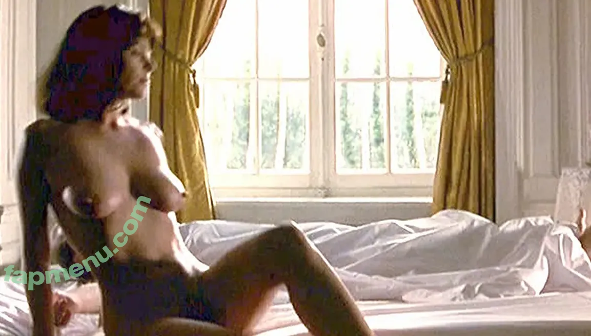 Polly Walker nude photo #0001 (Polly Walker)