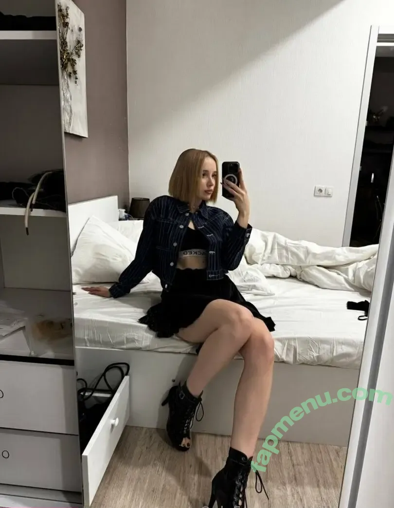 Polly Yangs nude photo #0622 (polly_yangs)