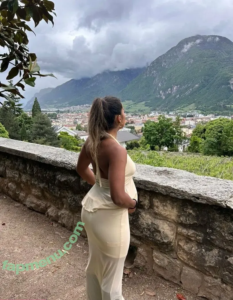 pollycardova nude photo #0037 (polly.cardova)