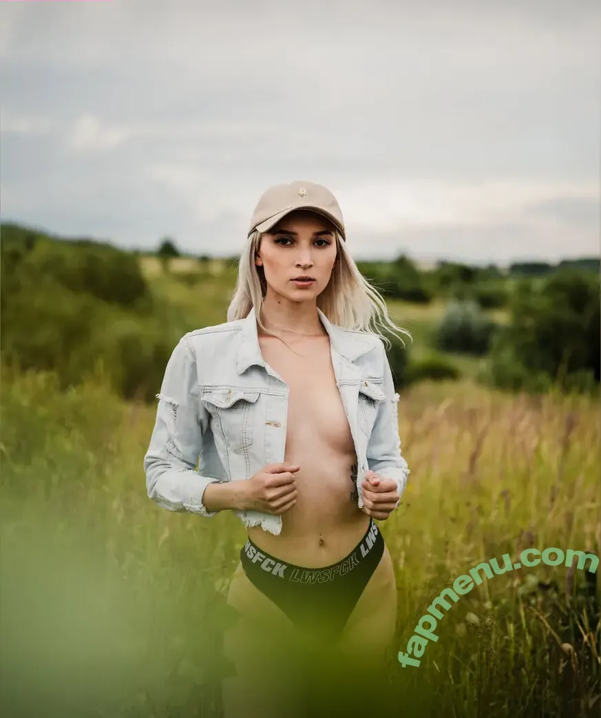 Poloblondie nude photo #0001 (Poloblondie)