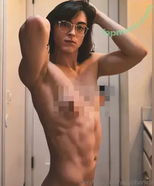 polyphonica / polyphonicauk nude photo #0005