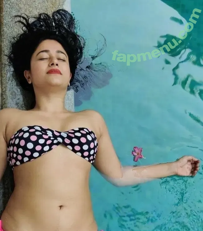 Poonam Bajwa nude photo #0031 (Poonam Bajwa)