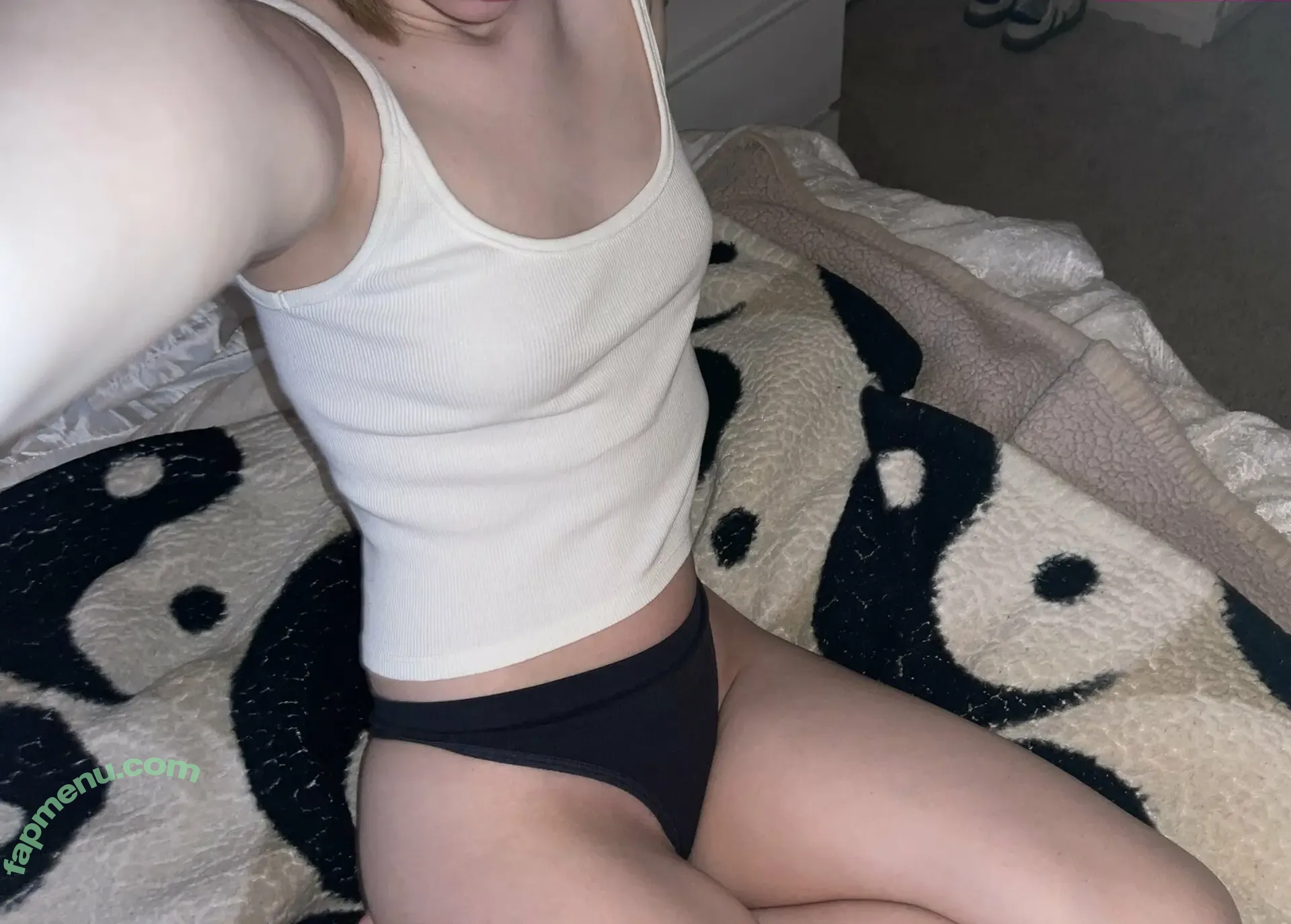 portiaspetrat nude photo #0010 (portiaspetrat)