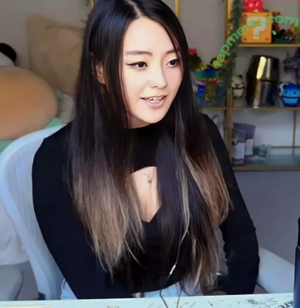 PotasticPanda nude photo #0017 (Jeannie / MXRPlays / mmoxreview / mxrlovesfans)