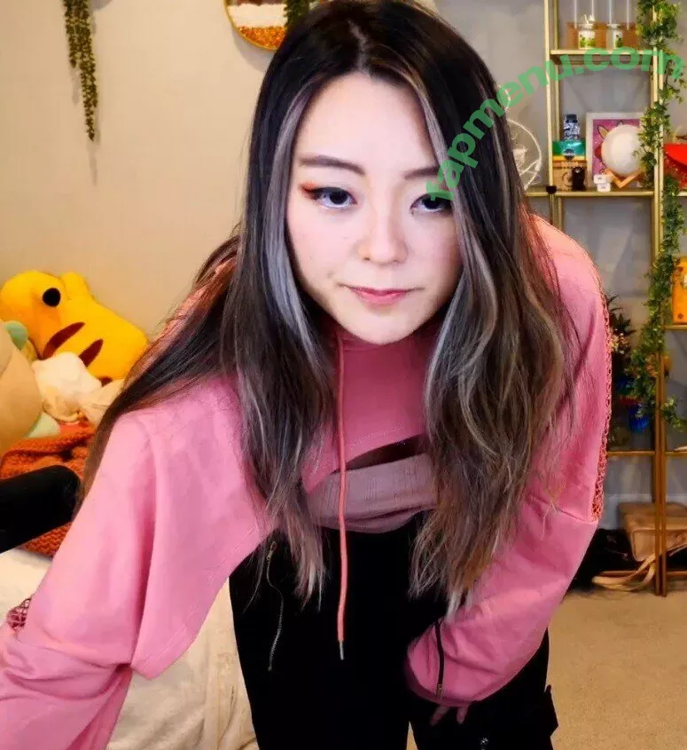 PotasticPanda nude photo #0056 (Jeannie / MXRPlays / mmoxreview / mxrlovesfans)
