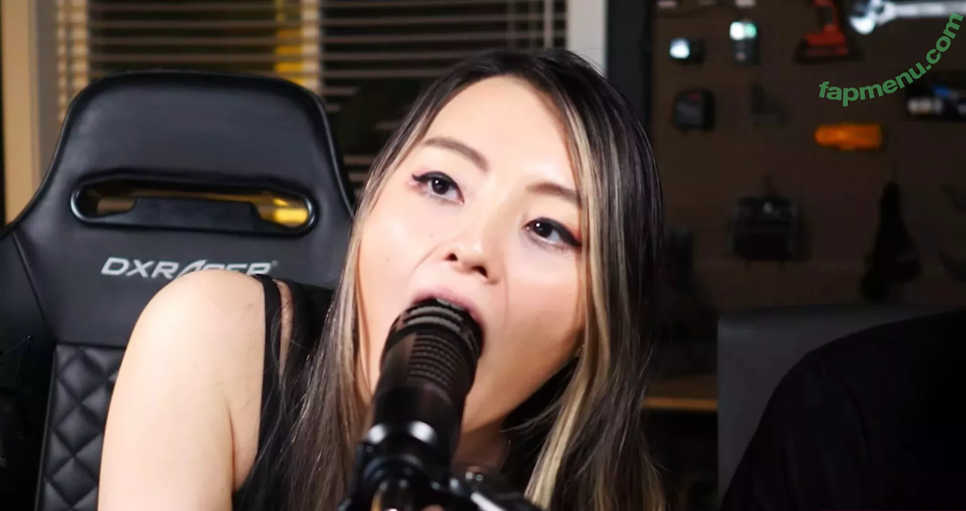 PotasticPanda nude photo #0151 (Jeannie / MXRPlays / mmoxreview / mxrlovesfans)