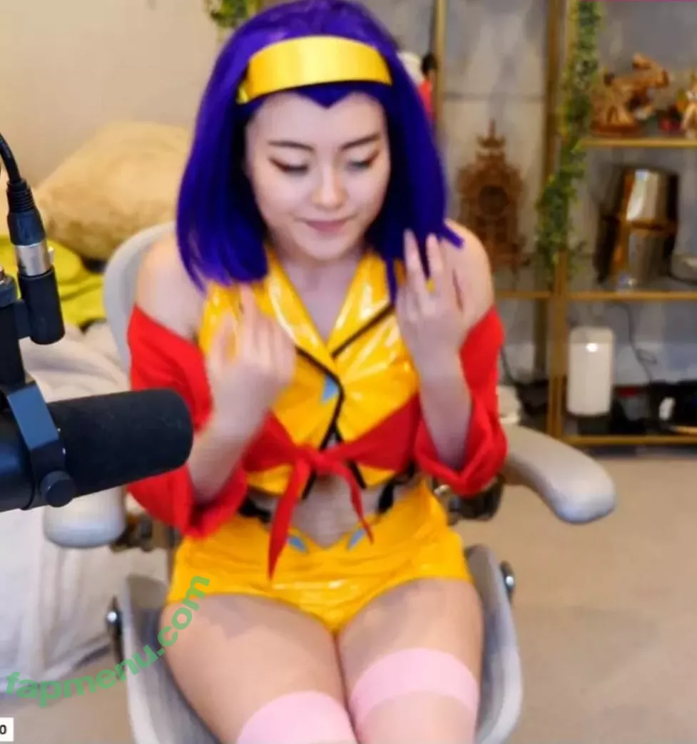 PotasticPanda nude photo #0227 (Jeannie / MXRPlays / mmoxreview / mxrlovesfans)