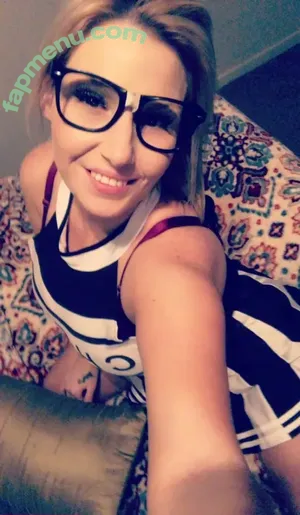 poundtowngurl / goodwillbythepound nude photo #0003