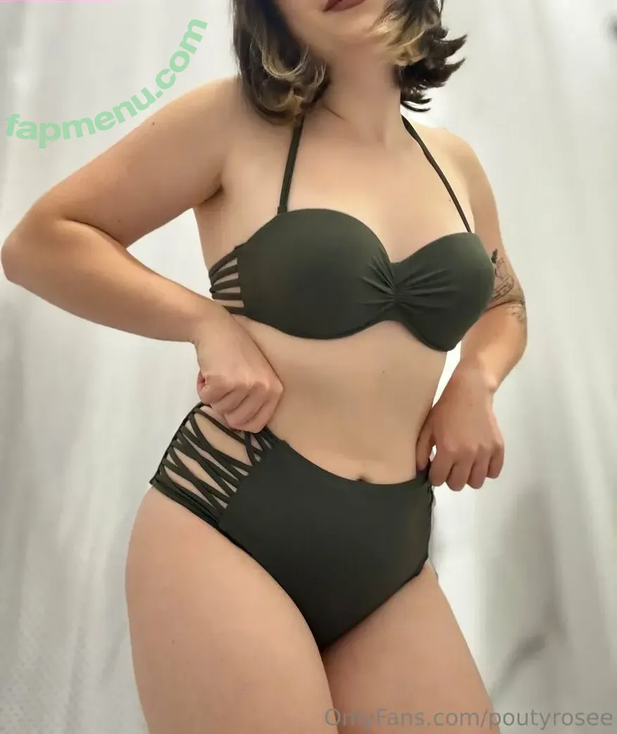 poutyrosee nude photo #0022 (pouty__official)