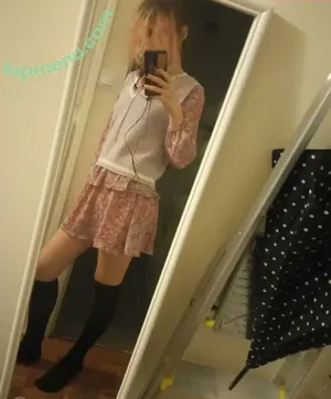 ppyremi / puppremi nude photo #0011