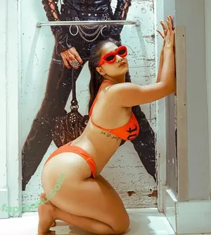  nude photo #0003