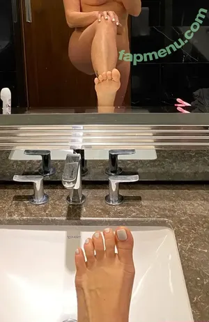  nude photo #0007