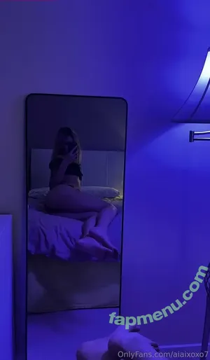  nude photo #0003