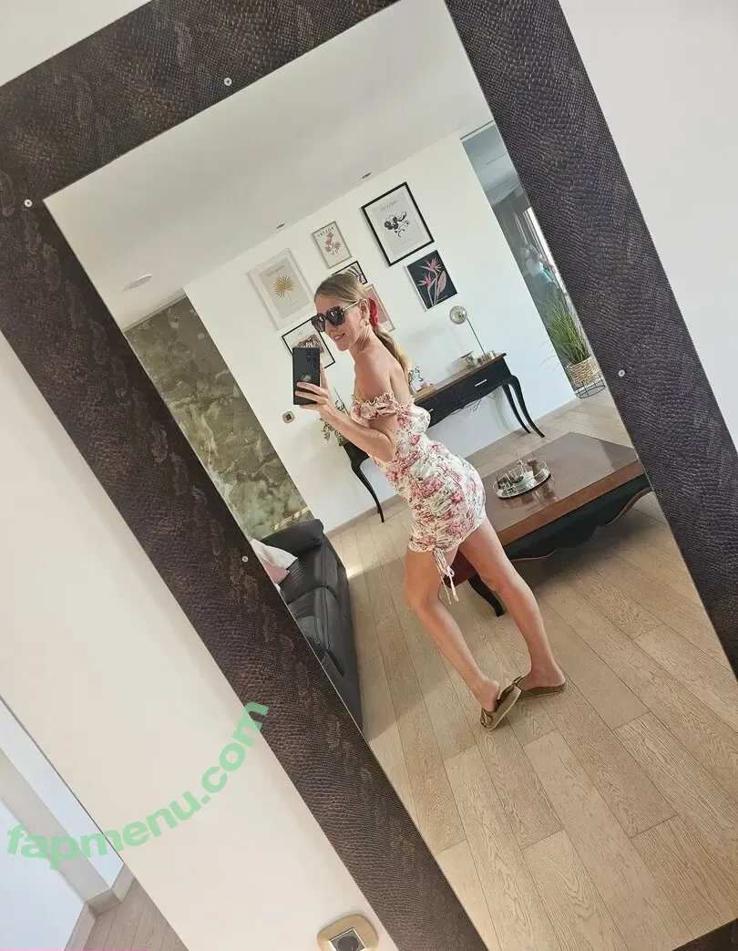 prettypolly nude photo #0030 (prettypollylegs)