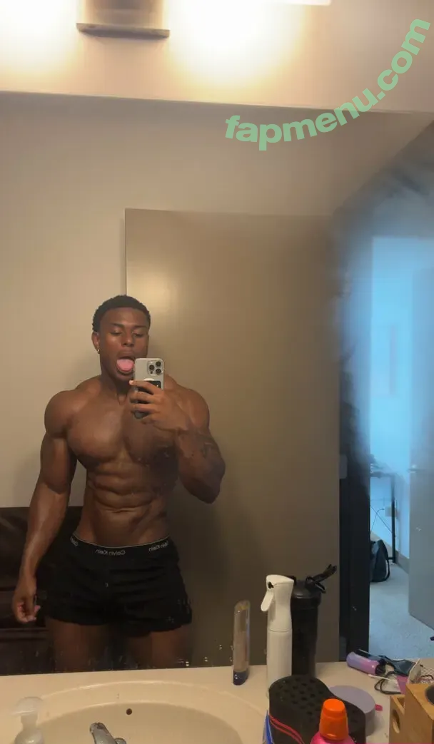 prettyskinboi nude photo #0002 (prettyskinboi)