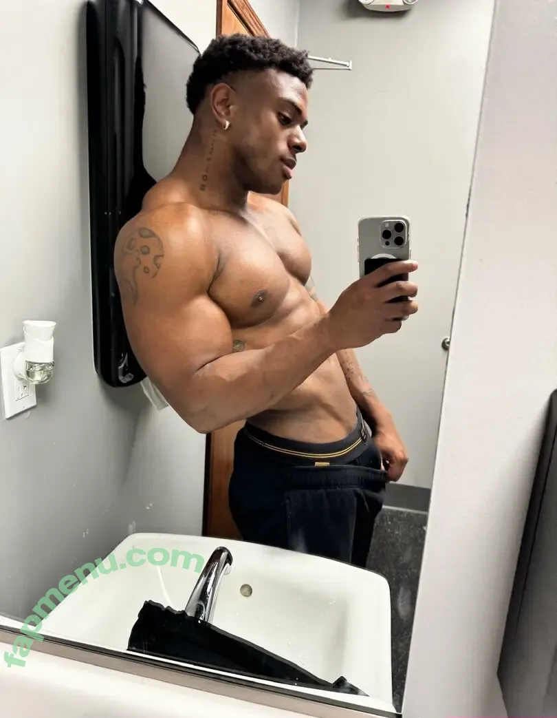 prettyskinboi nude photo #0145 (prettyskinboi)