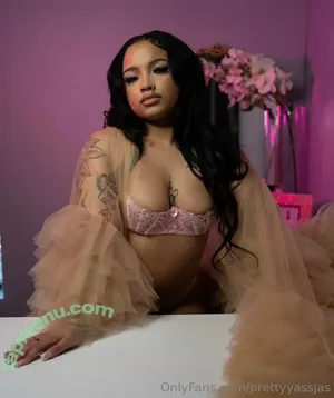 prettyyassjas / therealprettyassjas nude photo #0011