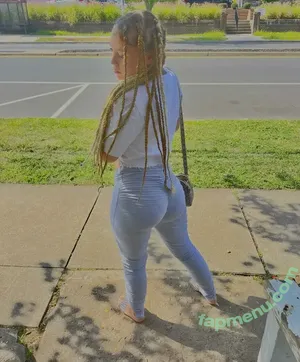  nude photo #0002