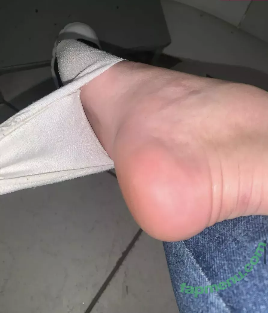 Prii_feet nude photo #0276 (amorafeet / jenniferfeet)