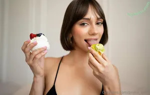 Prima_Bella nude photo #0141