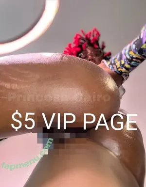 princesacairofree / fucksa747 nude photo #0045