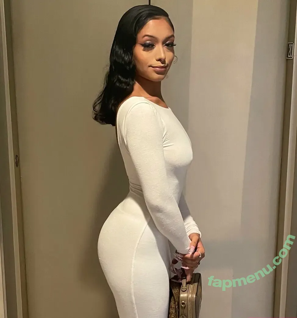 Princess Emily nude photo #0128 (FreaksOnlyy_xxx / babyemilyver)