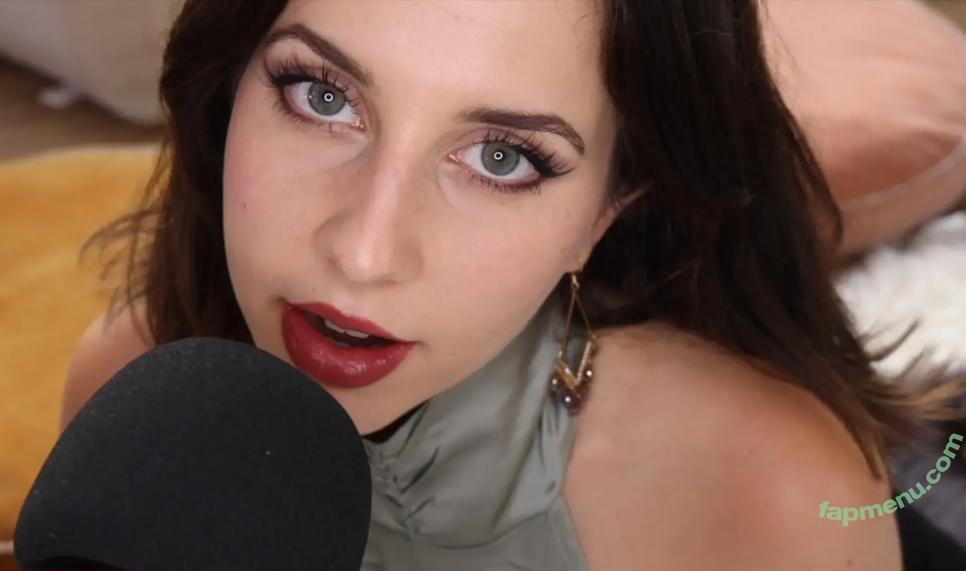 Princess Violette nude photo #0003 (BloomRoom / Violette Ciel / themissviolette / violette)