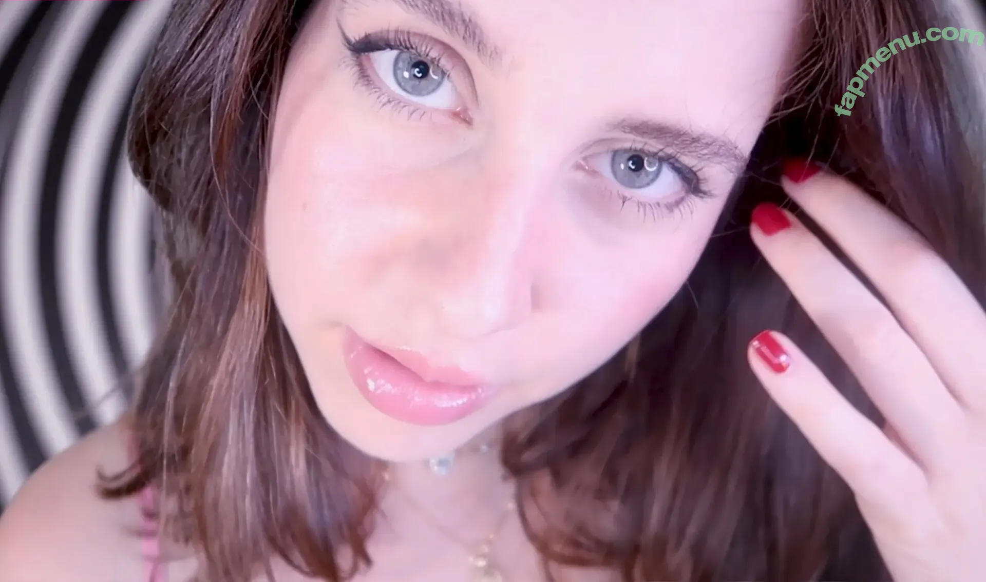 Princess Violette nude photo #0005 (BloomRoom / Violette Ciel / themissviolette / violette)