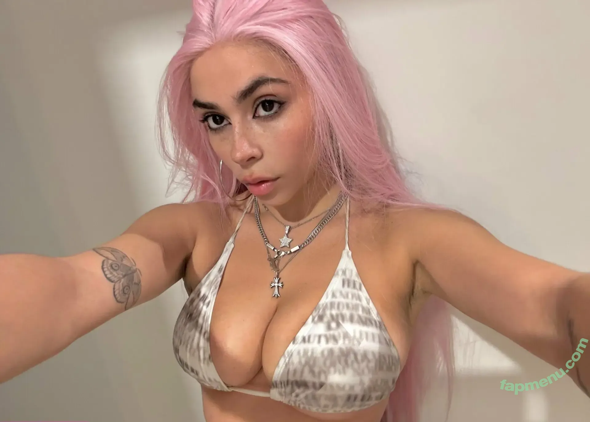 princessavanessa nude photo #0049 (princessavanessa)
