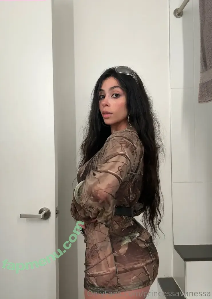 princessavanessa nude photo #0064 (princessavanessa)
