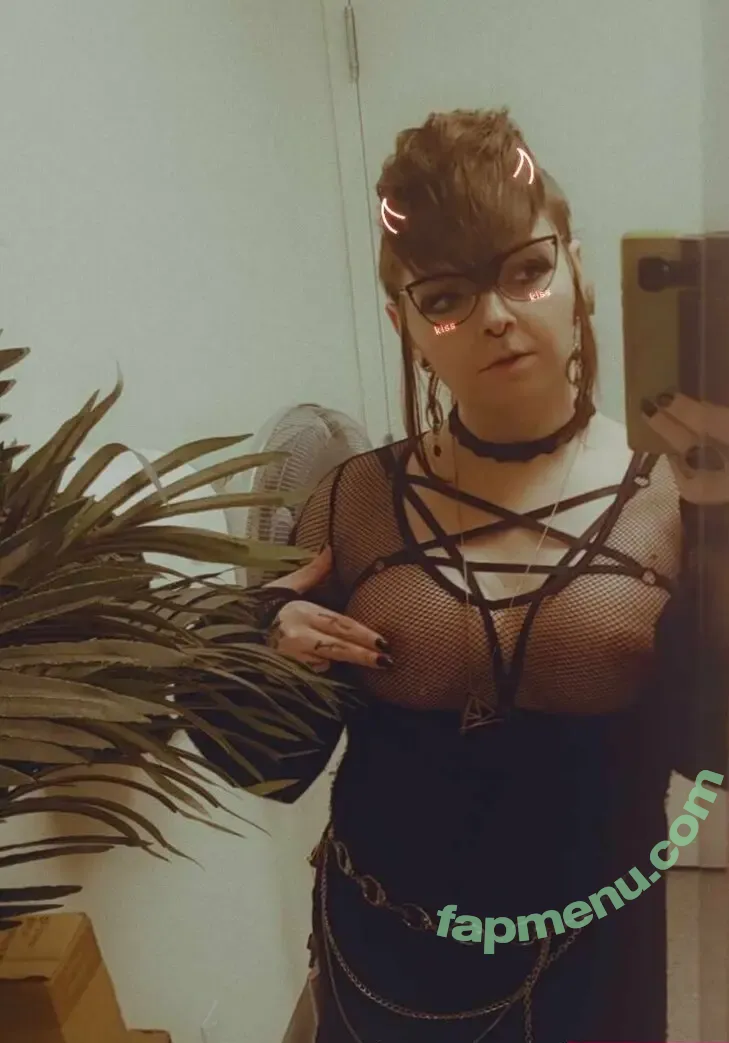 princesschesh nude photo #0005 (princesschesh)