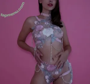 Princesscin nude photo #0001