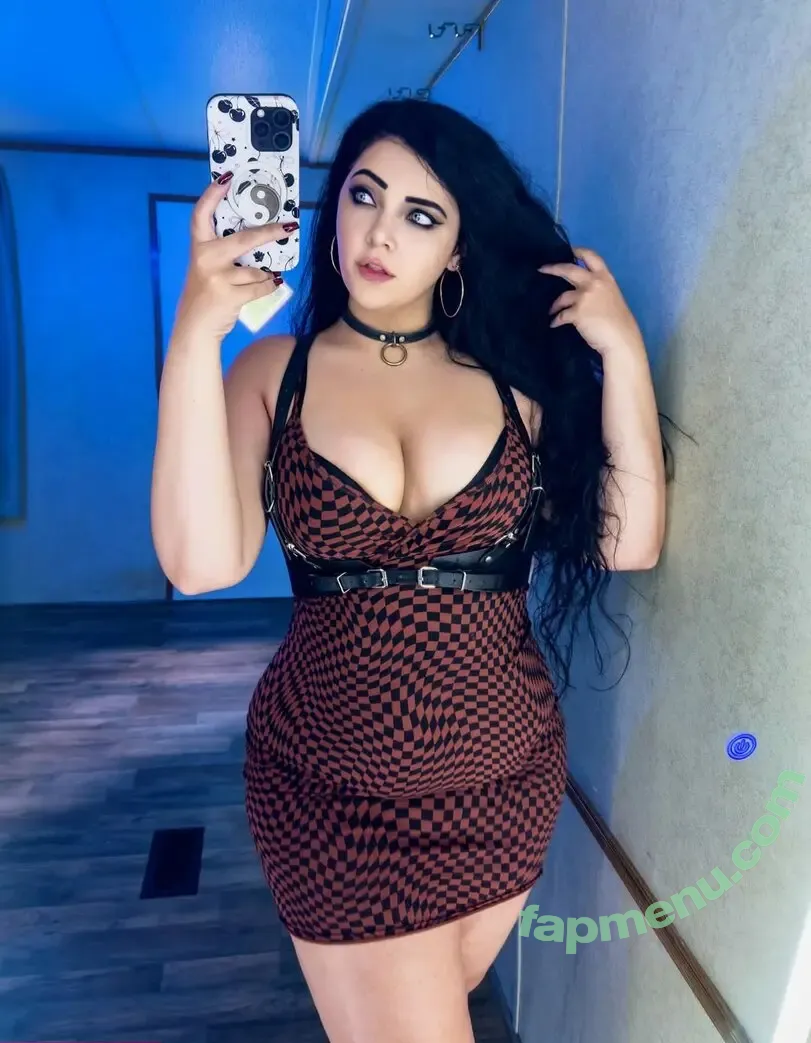 Princessgothicbean nude photo #0016 (flickmybeann)