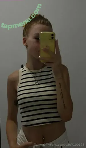  nude photo #0005