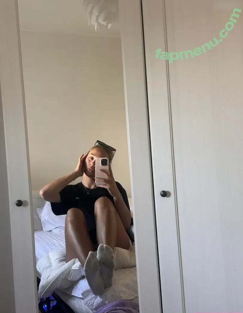 Princessliv nude photo #0022 (Princessliv)