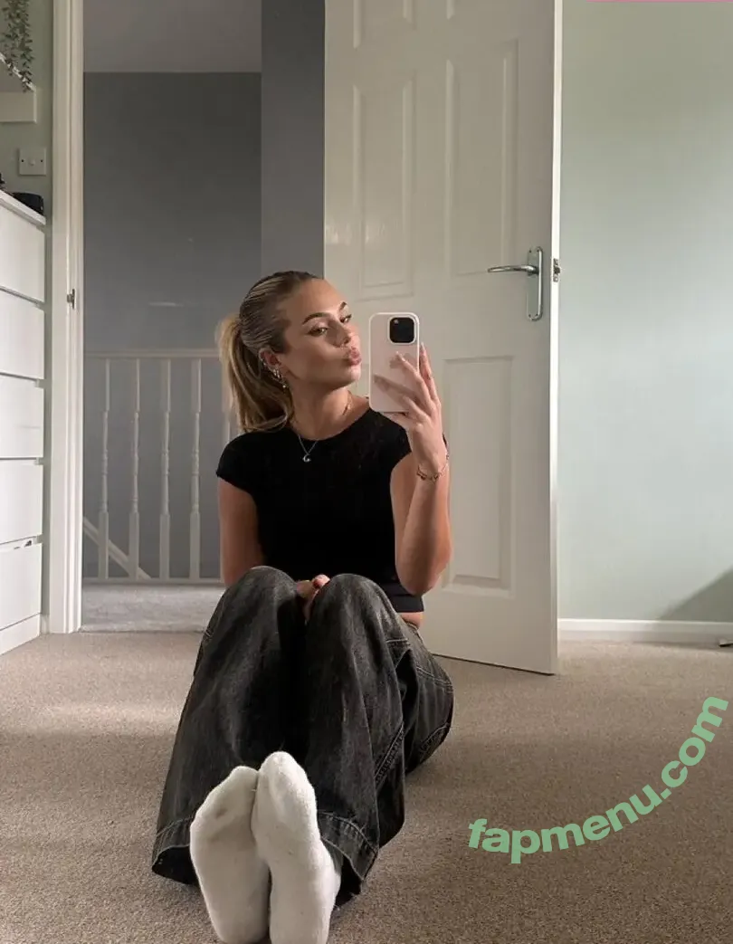 Princessliv nude photo #0023 (Princessliv)