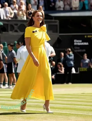 PrincessWales / Catherine / Kate Middleton / _kate_middleton_royal nude photo #0060