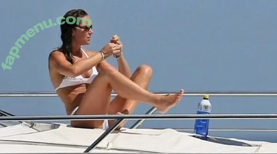 PrincessWales nude photo #0061 (Catherine / Kate Middleton / _kate_middleton_royal)