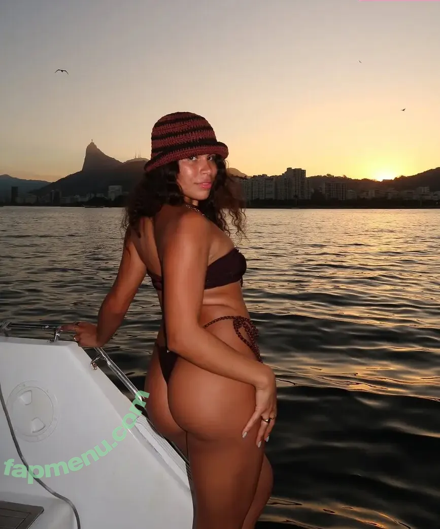 Priscila Evelyn nude photo #0002 (priscilaevellyn)