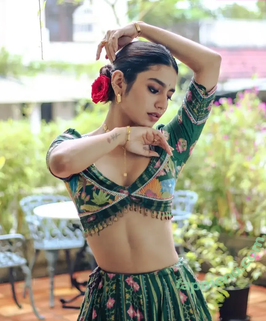 Priya Prakash Varrier nude photo #0110 (priya.p.varrier)