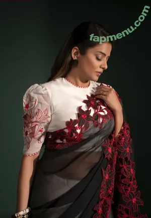 Priyamani / pillumani nude photo #0028