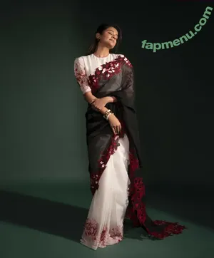 Priyamani / pillumani nude photo #0035